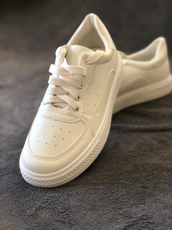 Adidasi dama albi HI980
